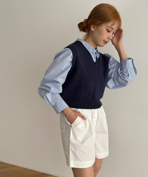 CANAL JEAN(キャナルジーン)の「El mar コンパクトVネックニットベスト(ベスト・レディース・ネイビー/アイボリー/サックスブルー・ONE SIZE)」の4枚目の写真