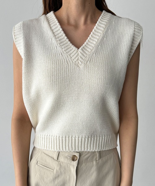 CANAL JEAN(キャナルジーン)の「El mar コンパクトVネックニットベスト(ベスト・レディース・ネイビー/アイボリー/サックスブルー・ONE SIZE)」の13枚目の写真