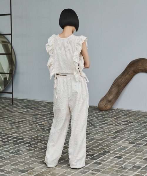 AIC.（エーアイシー）の「フリルジャガードトップス/セットアップ可能（シャツ/ブラウス・レディース・アイボリー/ブラック・FREE）」の15枚目の写真