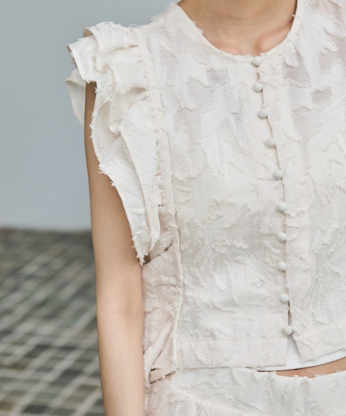 AIC.（エーアイシー）の「フリルジャガードトップス/セットアップ可能（シャツ/ブラウス・レディース・アイボリー/ブラック・FREE）」の9枚目の写真