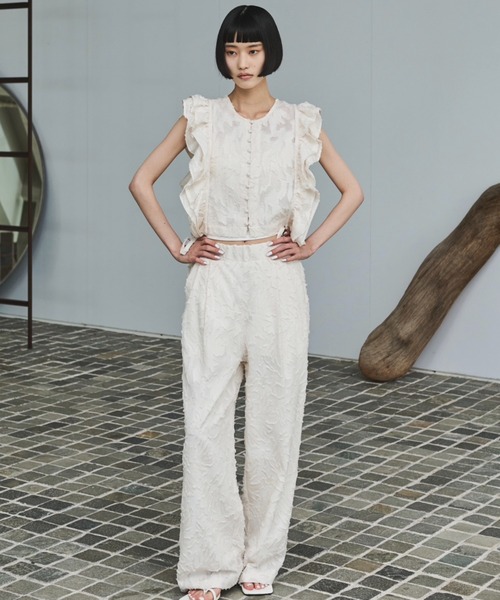 AIC.（エーアイシー）の「フリルジャガードトップス/セットアップ可能（シャツ/ブラウス・レディース・アイボリー/ブラック・FREE）」の10枚目の写真