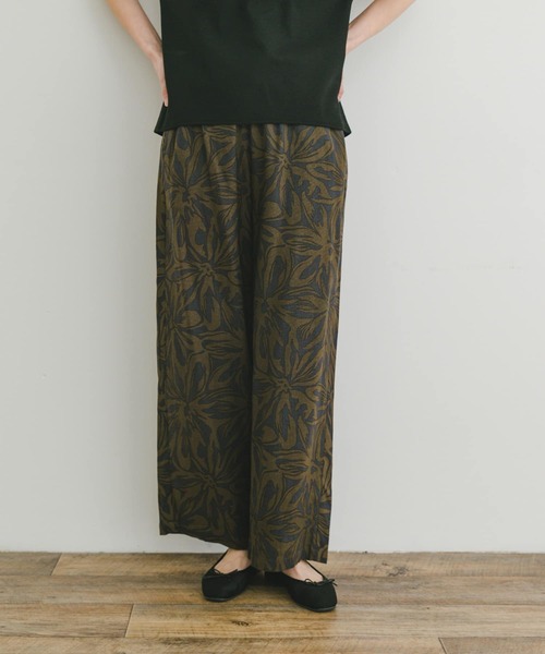 ITEMS URBANRESEARCH（アイテムズ アーバンリサーチ）の「リネンレーヨンシャーリングパンツ（その他パンツ・レディース・ピンク/ブラウン/ブラック系その他・FREE）」の15枚目の写真