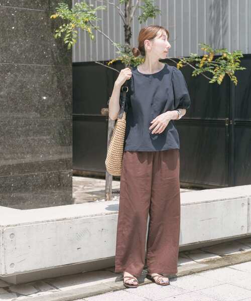ITEMS URBANRESEARCH（アイテムズ アーバンリサーチ）の「リネンレーヨンシャーリングパンツ（その他パンツ・レディース・ピンク/ブラウン/ブラック系その他・FREE）」の21枚目の写真
