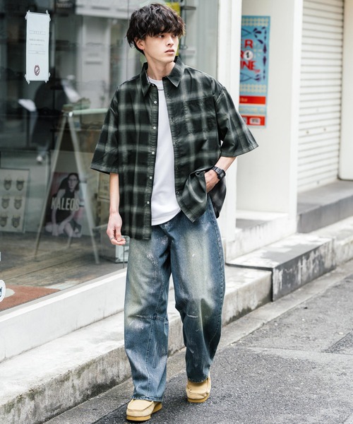 Rocky Monroe(ロッキーモンロー)の「オーバーサイズ 無地/チェック柄/ストライプ柄レギュラーカラー半袖シャツ(シャツ/ブラウス・メンズ・オレンジ/ネイビー/ホワイト×ブルー/サックスブルー/ホワイト×ブラック/ブラック/ブラック系/ホワイト/ブラック系1/ブルー/ブルー系・M/XL/L)」の22枚目の写真