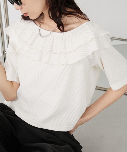 Auntie Rosa Holiday(アンティローザホリデー)の「サーマルフリルオフショルTEE(Tシャツ/カットソー・レディース・ナチュラル/ブラック・FREE)」の14枚目の写真