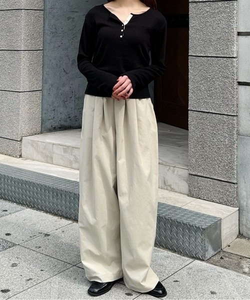 LE MORE(リモア)の「ヘンリーネックカットソー(Tシャツ/カットソー・レディース・グレー/ブラック/アイボリー・FREE)」の13枚目の写真