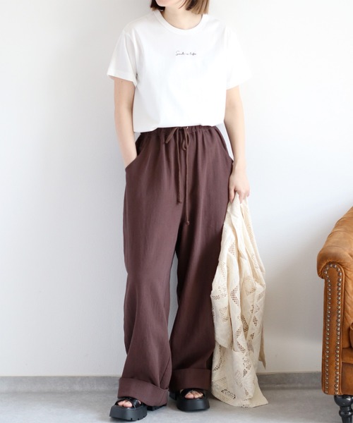 cepo（セポ）の「〈さらっと涼しい、シルキータッチ♪〉シルケットロゴショートスリーブTee（Tシャツ/カットソー・レディース・ブラック/オフホワイト/ブルー/ブラウン・M）」の5枚目の写真