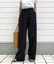 Q | ストライプパンツ(スラックス)