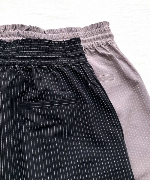 Q(キュー)の「ストライプパンツ(スラックス・レディース・ブラック/グレー・MEDIUM)」の20枚目の写真