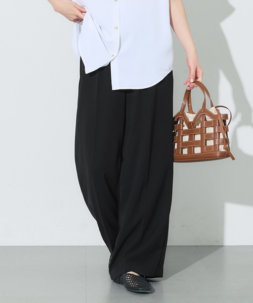 coca(coca)(コカ)の「\再入荷/ 接触冷感 とろみツイルイージーワイドパンツ(スラックス・レディース・ブルー/ブラック/チャコール・L/M/S)」の21枚目の写真