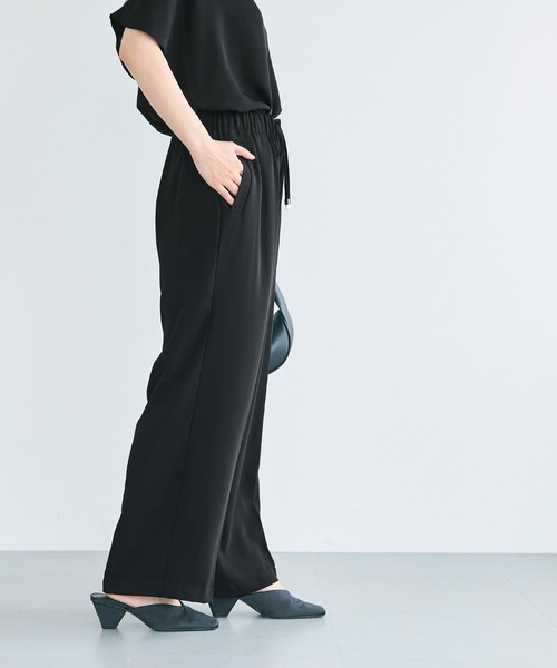 coca(coca)(コカ)の「\再入荷/ 接触冷感 とろみツイルイージーワイドパンツ(スラックス・レディース・ブルー/ブラック/チャコール・L/M/S)」の15枚目の写真