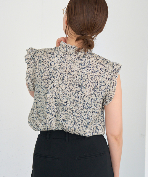 IENA ミュゲットパターンピンタックフリルノースリーブ ミュゲットパターンピンタック フリルノースリーブ（シャツ