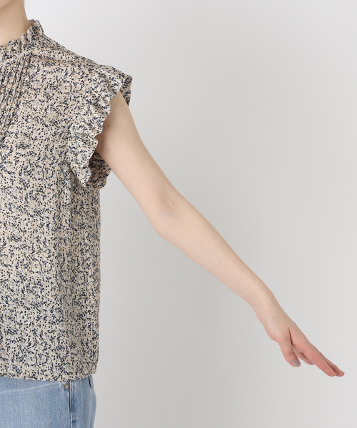 IENA（イエナ）の「《WEB限定/追加》ミュゲットパターンピンタックフリルノースリーブ（シャツ/ブラウス・レディース・ベージュ・FREE）」の9枚目の写真