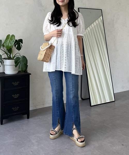 prose verse(プロズヴェール)の「センタースリットストレッチフレアデニム(デニムパンツ・レディース・ブルー/サックスブルー・MEDIUM/LARGE/PM/PL)」の16枚目の写真