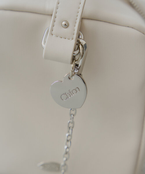 Chico（チコ）の「キューブチェーンショルダーバッグ（ショルダーバッグ・レディース・ピンク/シルバー/アイボリー・FREE）」の4枚目の写真