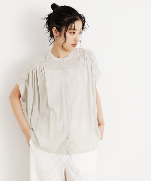 THE SHOP TK (ザ ショップ ティーケー )の「麻調シアーフリルギャザーブラウス【洗える】(シャツ/ブラウス・レディース・ブラック/アイボリー/ブルー・99)」の4枚目の写真