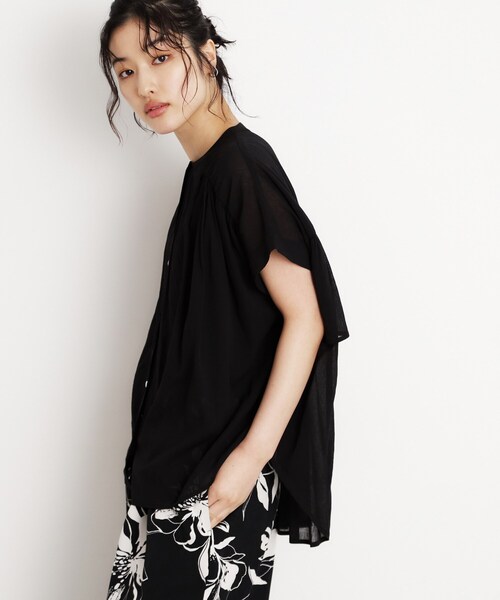 THE SHOP TK (ザ ショップ ティーケー )の「麻調シアーフリルギャザーブラウス【洗える】(シャツ/ブラウス・レディース・ブラック/アイボリー/ブルー・99)」の8枚目の写真