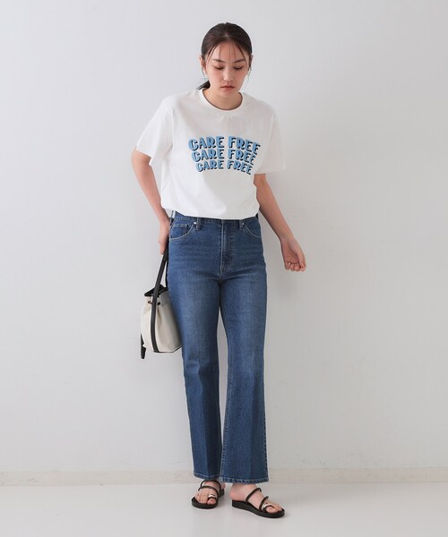 OPAQUE.CLIP(オペークドットクリップ)の「カラーロゴTシャツ【洗濯機洗い可】(Tシャツ/カットソー・レディース・ネイビー/ダークブラウン/ホワイト・00)」の5枚目の写真