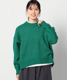 ショートクルーネックニット