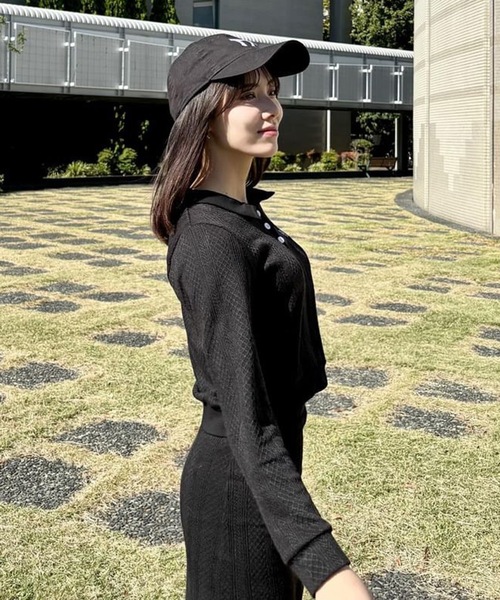 ROOPTOKYO(ループトウキョウ)の「POLO KNIT /長袖ニットポロ ショート丈 ワンポイント刺繍(ポロシャツ・レディース・ネイビー/ブラック/クリーム・S/M)」の5枚目の写真