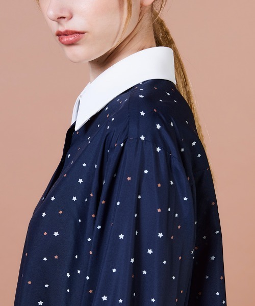 DOUBLE STANDARD CLOTHING（ダブルスタンダードクロージング）の「ポリエステルサテン 星柄シャツ（シャツ/ブラウス・レディース・ネイビー・38/36）」の9枚目の写真