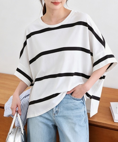 ONEP STAR(ワンピスター)の「ボーダー柄クルーネックカットソー(Tシャツ/カットソー・レディース・ブラック×ホワイト/ホワイト×ブラック/グレー×ホワイト/ホワイト×ブルー・MEDIUM)」の19枚目の写真