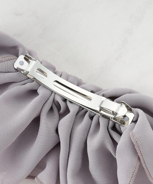 SHOO・LA・RUE（シューラルー）の「フリルバレッタ（その他ヘアアクセサリー・レディース・ブラウン系その他/ブラック/アイボリー/ダークブラウン・00）」の7枚目の写真