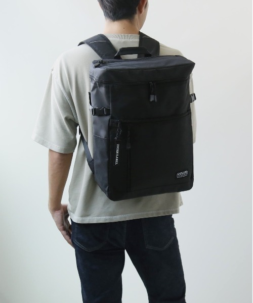 その他セレクト（ソノタセレクト）の「TIGER LABEL スクエア型バックパック（バックパック/リュック・レディース・グレー系その他/ベージュ・FREE）」の4枚目の写真