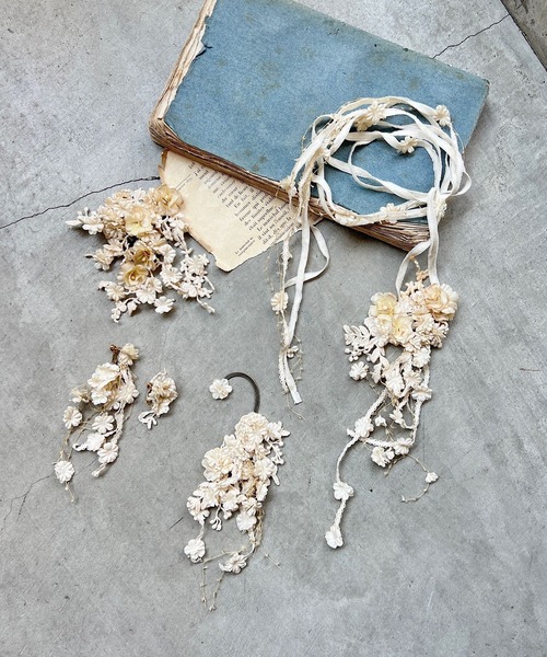 m.soeur（エムスール）の「小さなお花のコサージュ（ブローチ/コサージュ・レディース・ラベンダー/ブラック/ホワイト・FREE）」の11枚目の写真