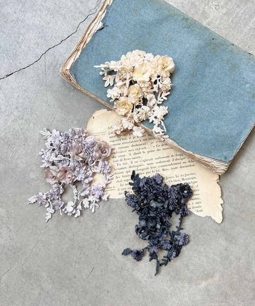 m.soeur（エムスール）の「小さなお花のコサージュ（ブローチ/コサージュ・レディース・ラベンダー/ブラック/ホワイト・FREE）」の10枚目の写真