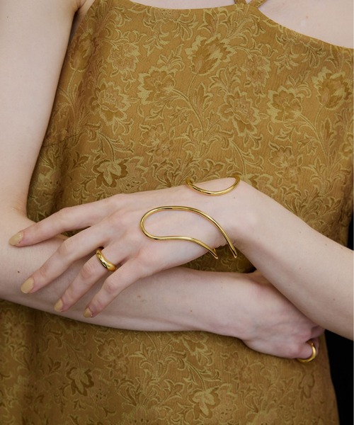 アクセサリー DEFORMATION TWIST BANGLE DEFORMATION TWIST BANGLE（バングル/リストバンド）｜Ameri