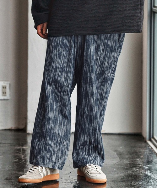 CAMBIO(カンビオ)の「mp13966- Denim Jacquard Wide Straight Pants ワイドストレートパンツ(CAM25AW-012)(その他パンツ・メンズ・ブラック/ネイビー/ライトインディゴブルー・L/M/S)」の6枚目の写真
