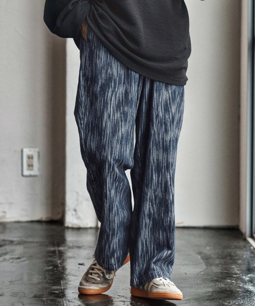 CAMBIO(カンビオ)の「mp13966- Denim Jacquard Wide Straight Pants ワイドストレートパンツ(CAM25AW-012)(その他パンツ・メンズ・ブラック/ネイビー/ライトインディゴブルー・L/M/S)」の7枚目の写真