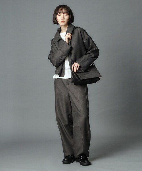 HIROKO HAYASHI(ヒロコハヤシ)の「ENORME(エノルメ)ミニショルダーバッグ(ショルダーバッグ・レディース・ブラック/グレー・00)」の22枚目の写真