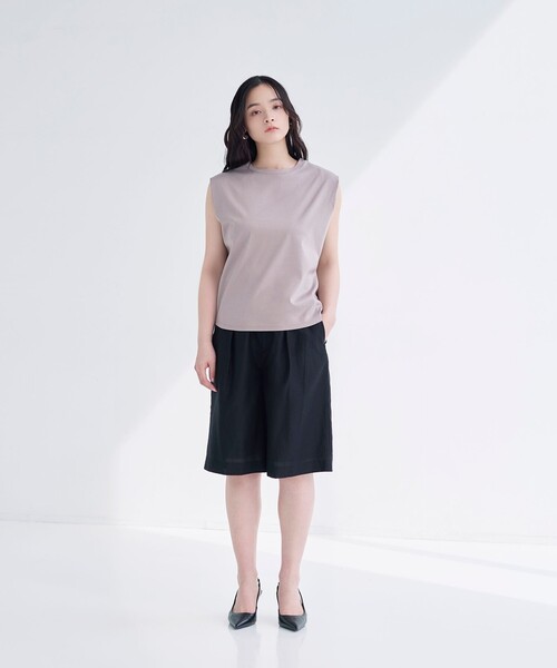BIANCA（ビアンカ）の「【着回し抜群】エアリータックカットソー（Tシャツ/カットソー・レディース・ネイビー/グリーン/キャメル・38）」の8枚目の写真