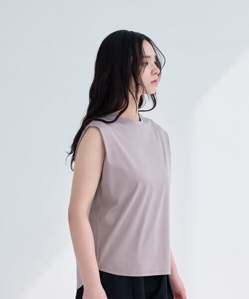 BIANCA（ビアンカ）の「【着回し抜群】エアリータックカットソー（Tシャツ/カットソー・レディース・ネイビー/グリーン/キャメル・38）」の17枚目の写真