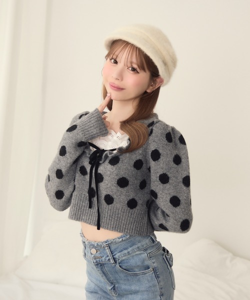 TITTY&CO.（ティティーアンドコー）の「フロントフリルリボンニット（ニット/セーター・レディース・ホワイト/ブラック/ドット/グレー/ピンクベージュ/ネイビー・FREE）」の20枚目の写真