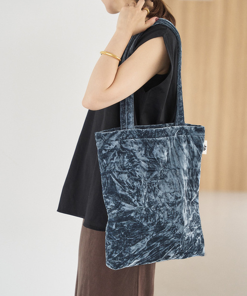 LE TALON（ルタロン）の「LETALON velvet tote（トートバッグ・レディース・ブラック/ブラウン/サックスブルー・FREE）」の21枚目の写真
