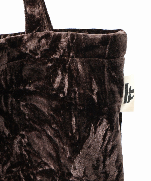 LE TALON（ルタロン）の「LETALON velvet tote（トートバッグ・レディース・ブラック/ブラウン/サックスブルー・FREE）」の7枚目の写真