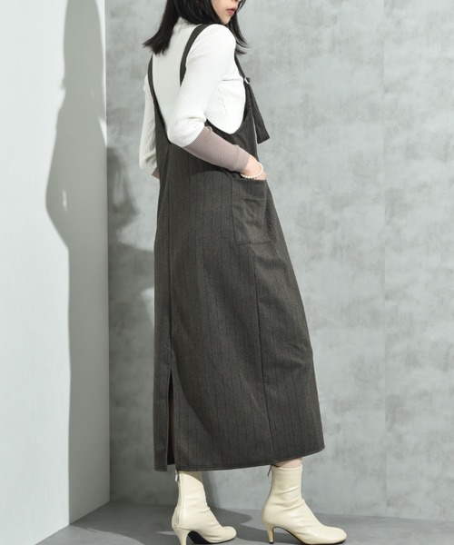 INTERPLANET（インタープラネット）の「ウール見えカットカルゼジャンスカ（ジャンパースカート・レディース・グレー/ブラウン・FREE）」の4枚目の写真