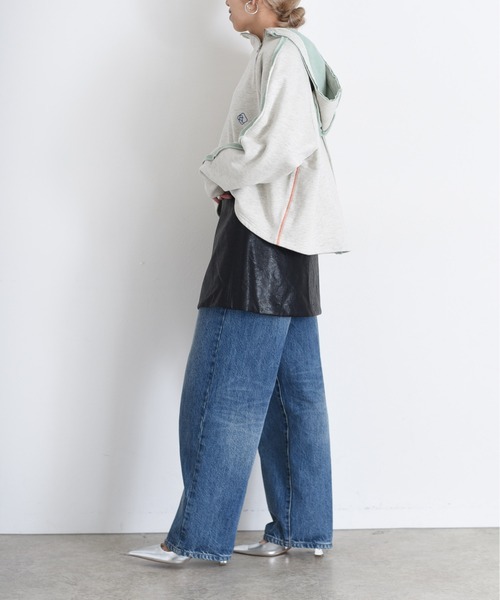 配色ボアスウェット ジップフーディ Eimee Law│Eimee Law & LHELBIE