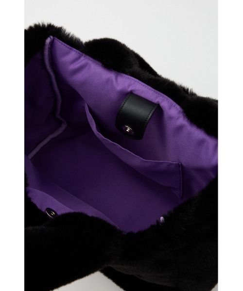 RODEO CROWNS WIDE BOWL(ロデオクラウンズワイドボウル)の「フェイクファーパッチロゴトート(トートバッグ・レディース・ブラック/ベージュ/ブラウン系その他・FREE)」の15枚目の写真