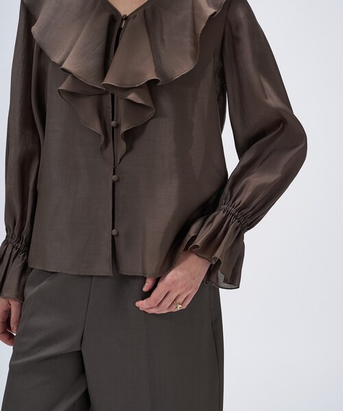 cloenc(クロエンス)の「【手洗い可】ラッフルフリルブラウス(シャツ/ブラウス・レディース・オフホワイト/ブラウン系/サンドベージュ・02)」の18枚目の写真