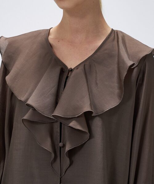 cloenc(クロエンス)の「【手洗い可】ラッフルフリルブラウス(シャツ/ブラウス・レディース・オフホワイト/ブラウン系/サンドベージュ・02)」の19枚目の写真