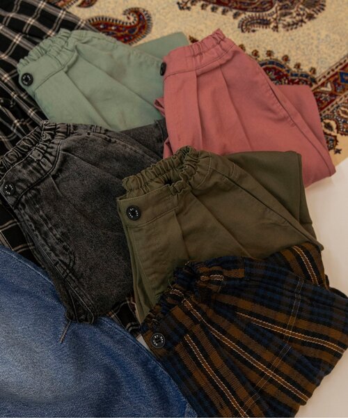 BREEZE（ブリーズ）の「【ジュニア対応】ワイドタックパンツ（その他パンツ・キッズ・ブラック/カーキ/イエロー/ミント/インディゴブルー/チェック/キャメル/ピンク・90/100/110/140/120/130/150）」の19枚目の写真