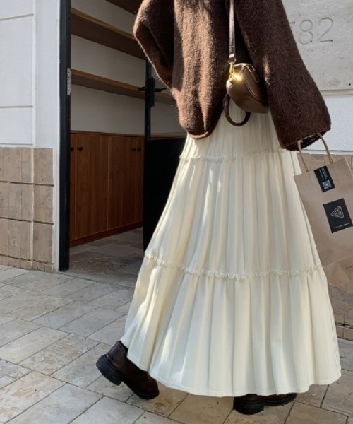 LAFFMO(ラフモ)の「切り替えフレアニットスカート(スカート・レディース・グレー/ブラック/アイボリー・F)」の13枚目の写真