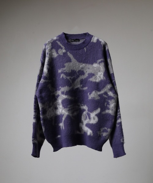 Naive magic（ナイーブマジック）の「NAIVE MAGIC WジャガードフラワーCNニット（ニット/セーター・メンズ・ブラック系1/パープル/ワイン/ブルー/グレー/ブラック系2・M/LL/L）」の5枚目の写真