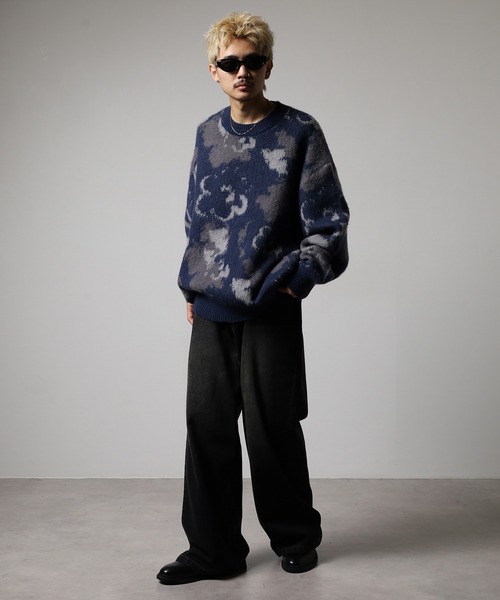 Naive magic（ナイーブマジック）の「NAIVE MAGIC WジャガードフラワーCNニット（ニット/セーター・メンズ・ブラック系1/パープル/ワイン/ブルー/グレー/ブラック系2・M/LL/L）」の14枚目の写真