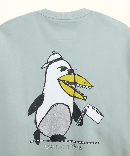 VANS（バンズ）の「RIROO PENGUIN スウェット / RIROO GFX CREW Gray Olive / VN000TRREMW1（スウェット・メンズ・セージグリーン・X-LARGE/SMALL/MEDIUM/LARGE/X-SMALL）」の5枚目の写真