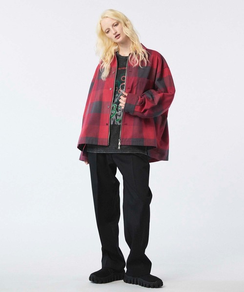 MAISON SPECIAL(メゾンスペシャル)の「《UNISEX》Artist Graphical Embroidery Prime-Over Crew Neck Long Sleeve T-Shirt/アーティストグラフィカルエンブロイダリープライムオーバークルーネックロングスリーブティーシャツ【MAISON SPECIAL/メゾンスペシャル】(Tシャツ/カットソー・メンズ・その他1/その他2/その他3/その他5/その他6/その他4・0/1/2)」の14枚目の写真